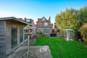 Photo 32- click for photo gallery